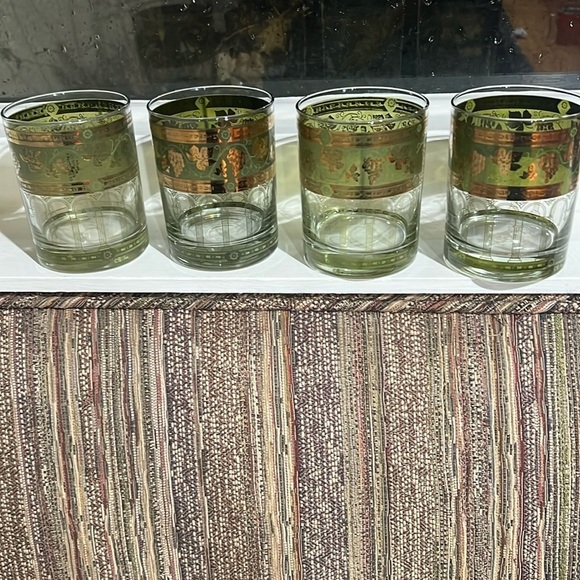 Set of 4 Green Gold Cera Glass Grape Leaf Short Bourbon Rocks Glasses - Picture 1 of 6
